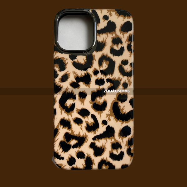 Kajsa Printed Leopard iPhone Case