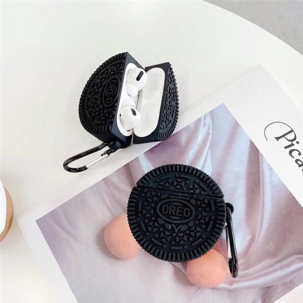 Black Biscuit Apple AirPods Case